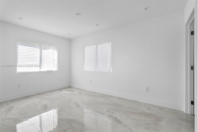 Building Photo - 2924 NW 58th St