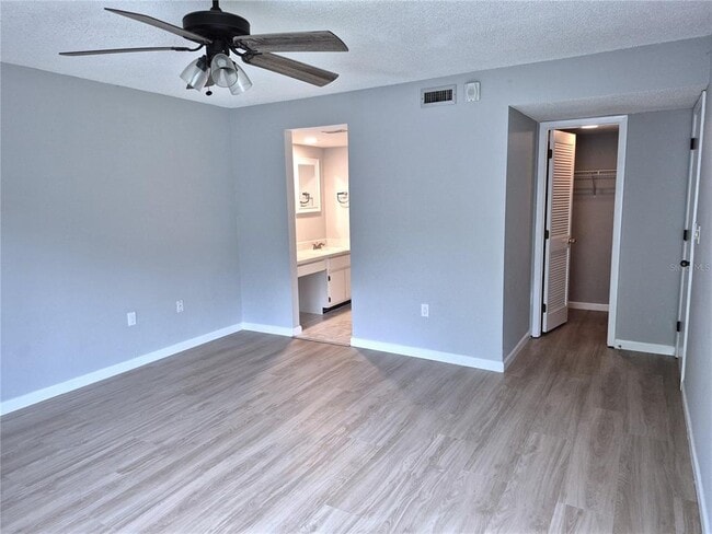 Building Photo - 222 Caryl Way