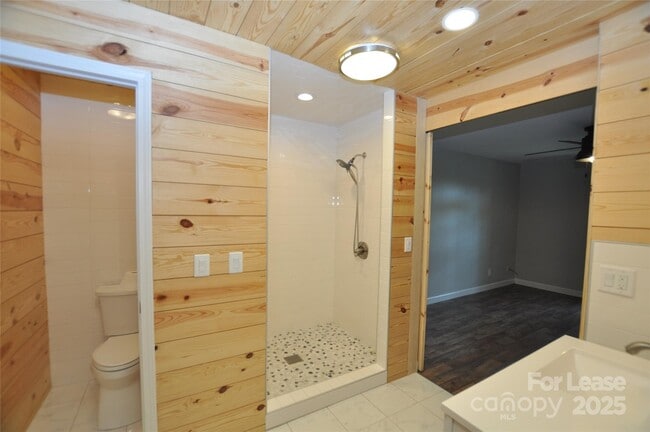 Building Photo - 1710 Kimway Ct