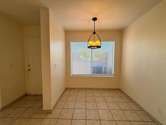 Building Photo - West Palmdale Townhouse