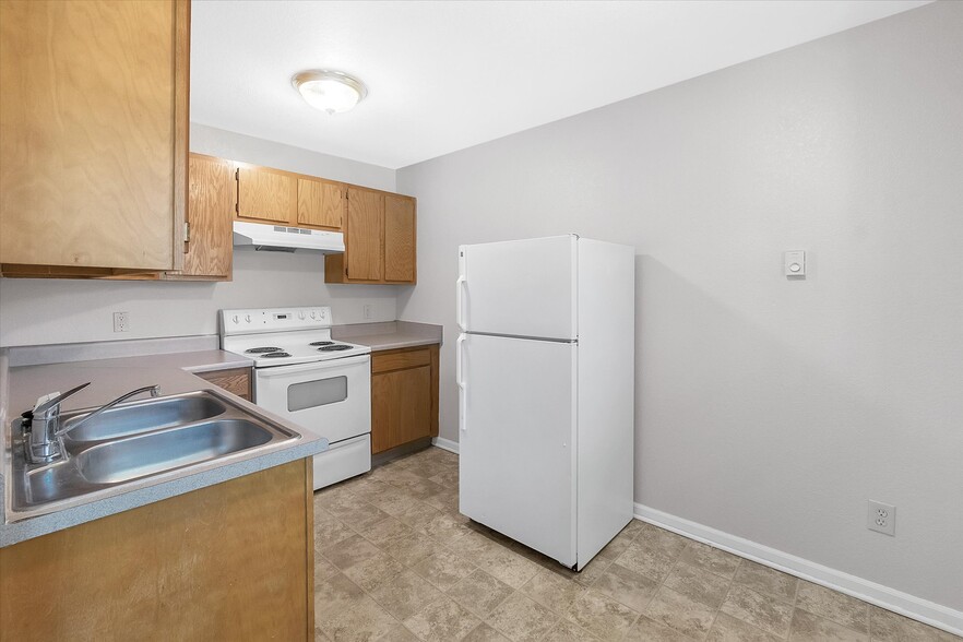 Building Photo - Grandview Manor Apartments