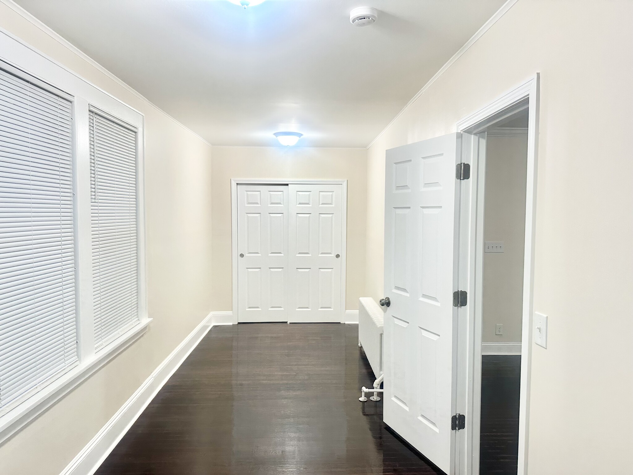 Building Photo - 69 Tremont Ave