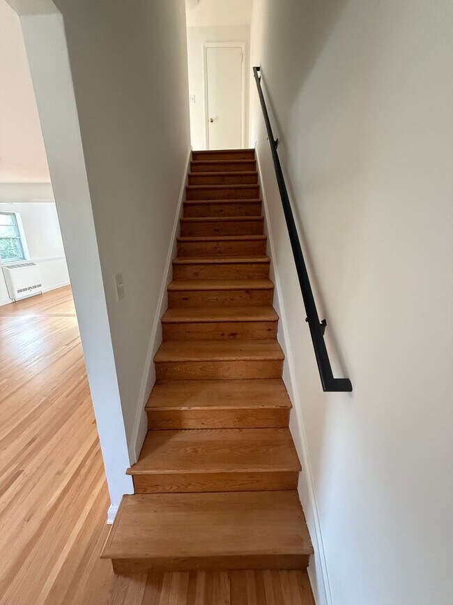 Building Photo - Two Bedroom Duplex Located Just Blocks from Downtown - No Students Permitted