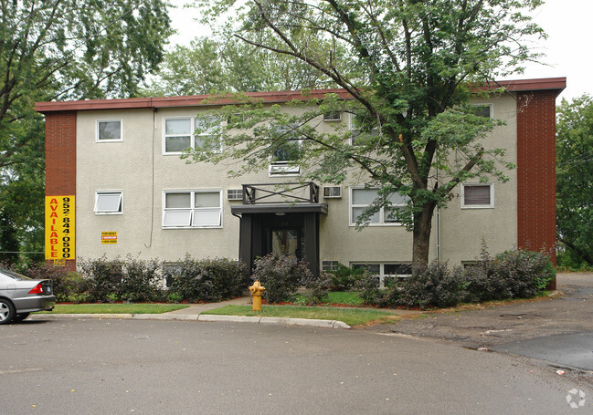 Building Photo - 251 Buron Ln