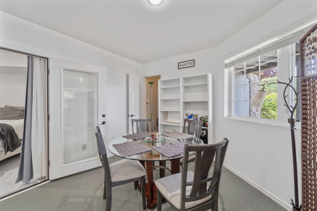 Building Photo - 4949 Rau Ln