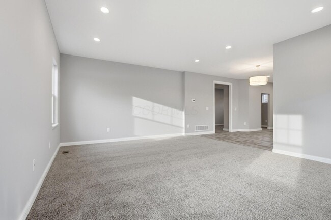 Building Photo - 7051 Aster Wy