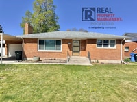 Building Photo - 3 bed 2 bath house - 1 car garage - PET FRIENDLY