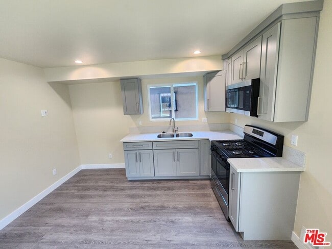 Building Photo - 7302 Mace Pl