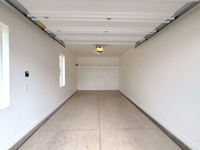 Building Photo - Desert Color Condo 3 bd, 2 bt, 1 Car Garage