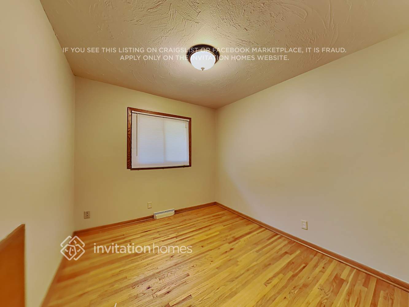 Building Photo - 17477 Java Ct N