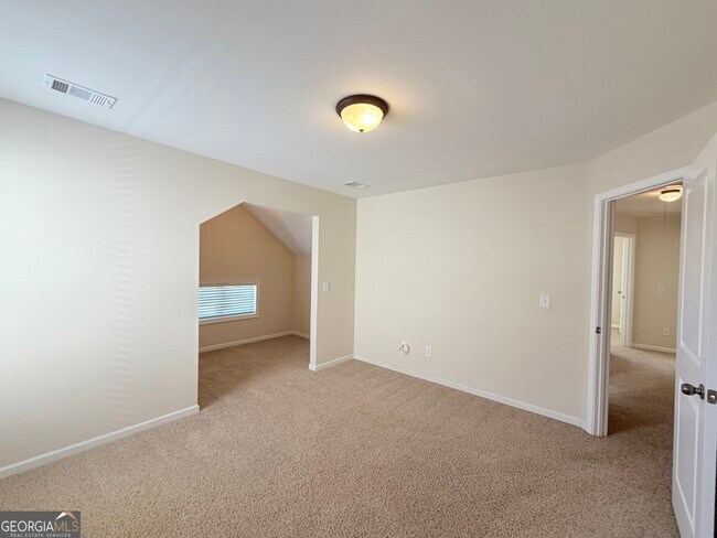 Building Photo - 260 Ascott Ln