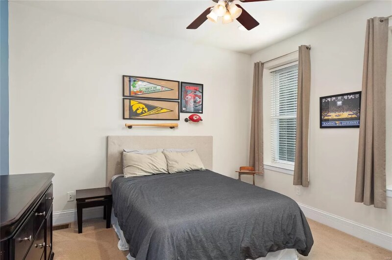 Building Photo - 2633 Armand Pl