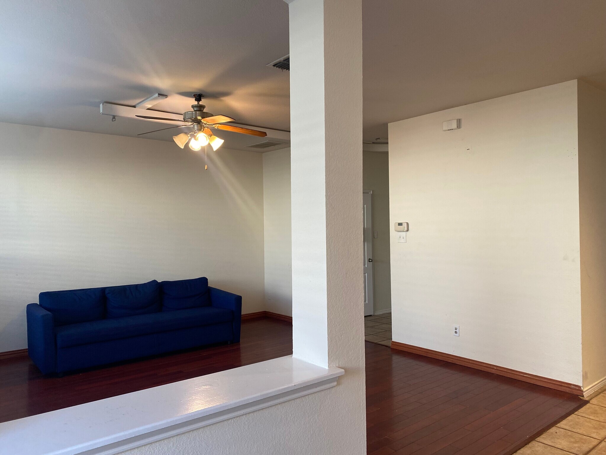 Building Photo - 2504 Kent Dr