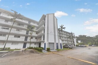 Building Photo - 8750 N Sherman Cir
