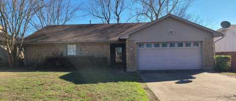 Primary Photo - 3420 Reno Dr
