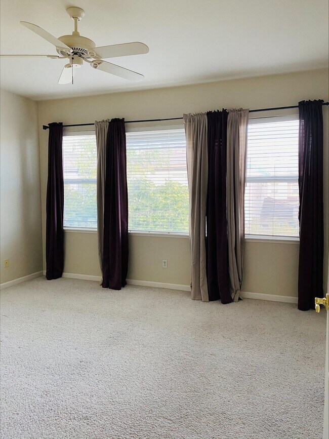 Building Photo - 1651 Pala Ranch Cir