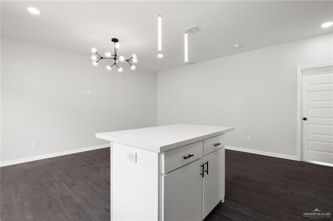 Building Photo - 3841 N Mezcal Dr