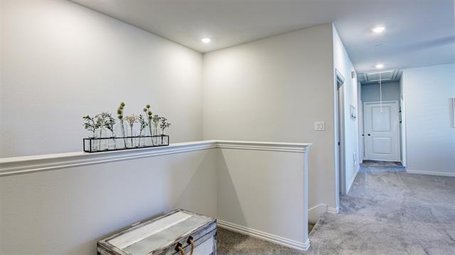 Building Photo - 7436 Palisades Dr