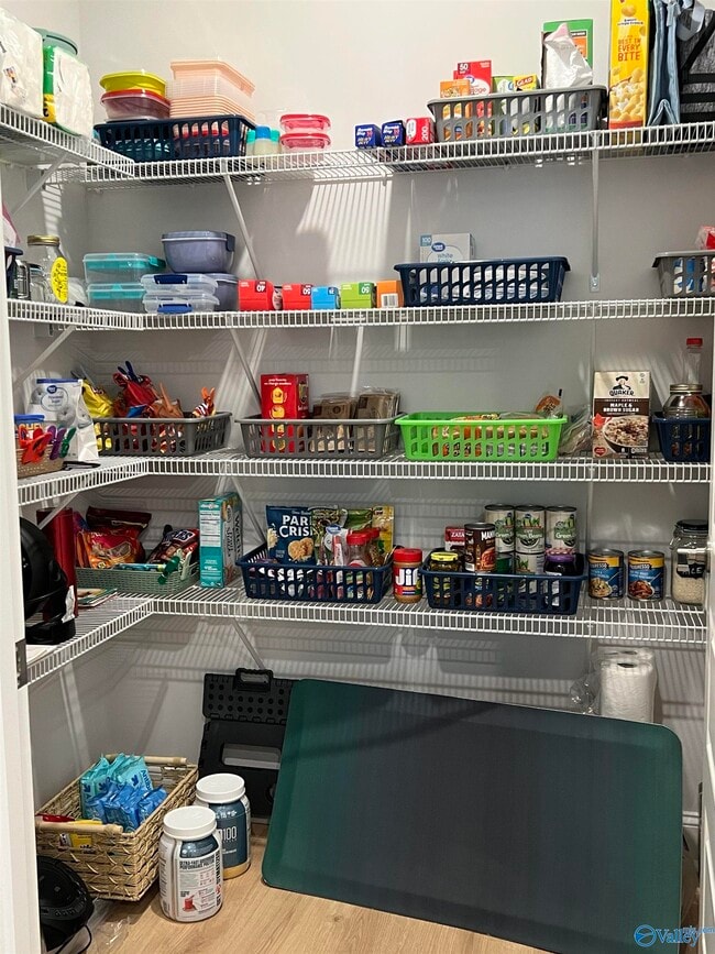 Building Photo - 111 Shylock Ln