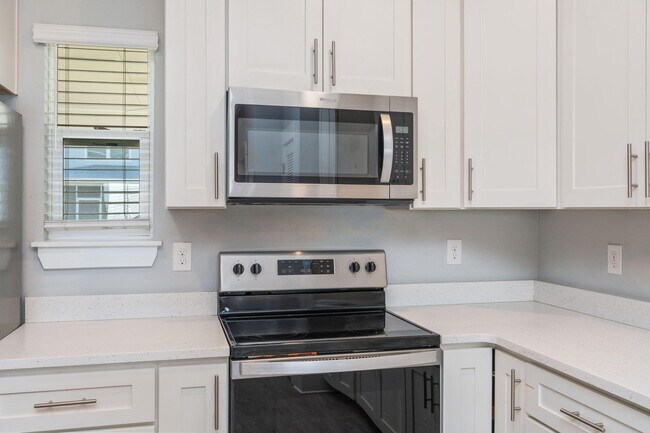 Building Photo - 147 N Sand Palm Rd