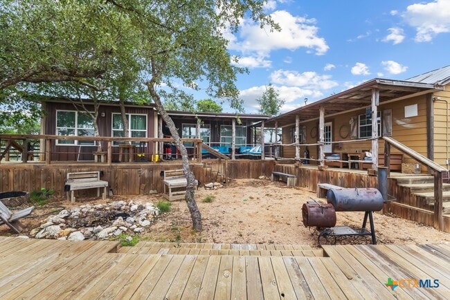 Building Photo - 263 Stacie Ann Dr