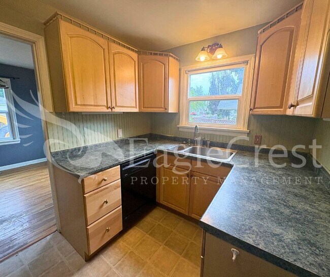 Building Photo - 127SW6