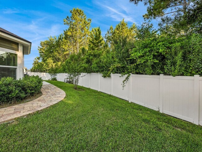 Building Photo - 79425 Plummer's Creek Dr