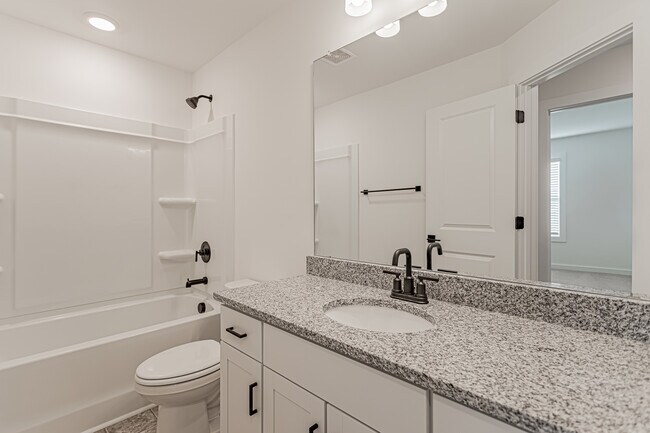 Building Photo - 1411 Darrowby Wy