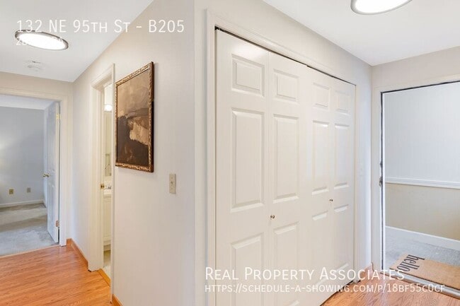 Building Photo - 132 NE 95th St