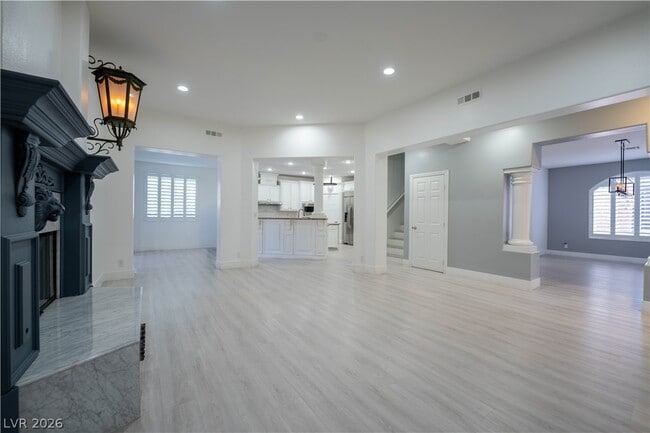 Building Photo - 4875 Impressario Ct