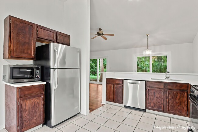 Building Photo - 3287 Medford Ct