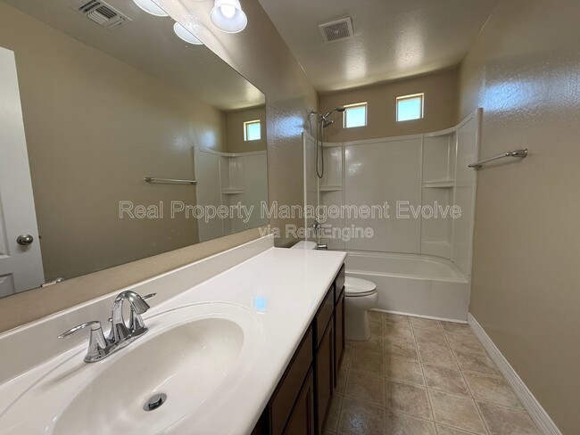 Building Photo - 9020 W Nicolet Ave