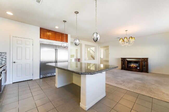 Building Photo - 4 bedroom home, 4 bathrooms,  with a fully self  contained casita with a 3 car garage
