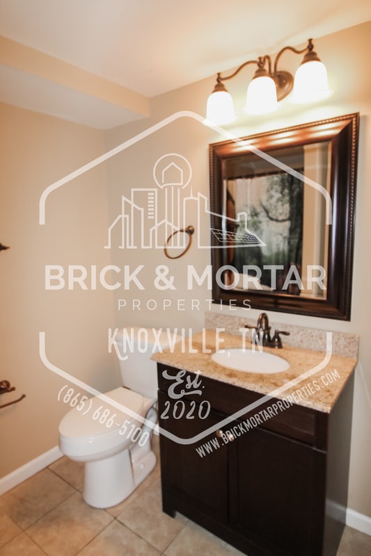 Building Photo - 3201 Brooks Ave