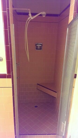 Primary Bathroom - 1226 S Longwood Ave