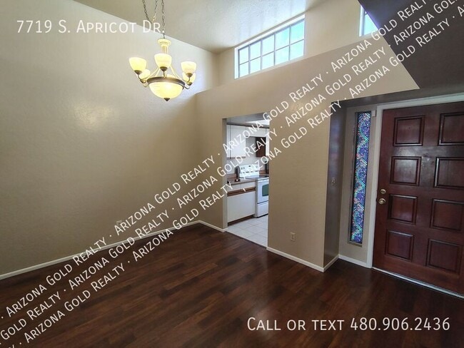 Building Photo - 7719 S Apricot Dr