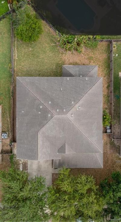 Building Photo - 18 Fairmont Ave