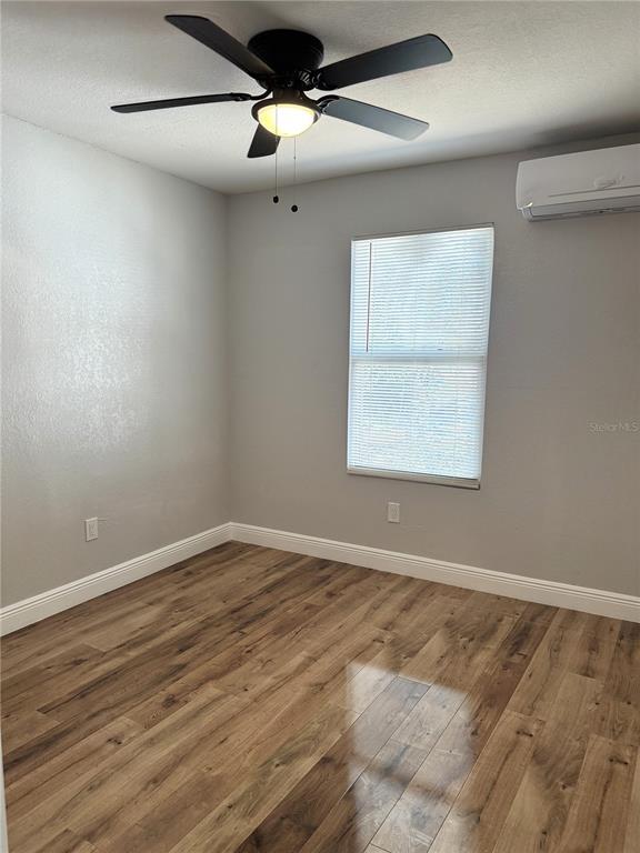 Building Photo - 319 Ave P NE