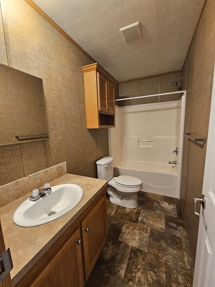 Building Photo - 50 Noble Ln