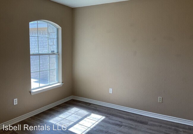 Building Photo - 4 br, 2 bath House - 4105 Maid Marian Circle