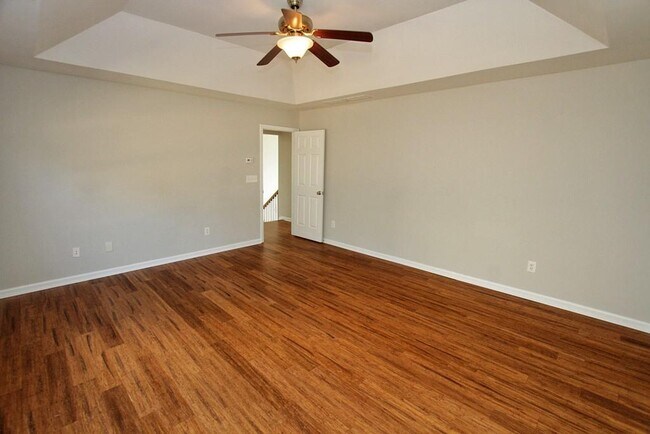 Building Photo - 5057 Bethpage Dr NE