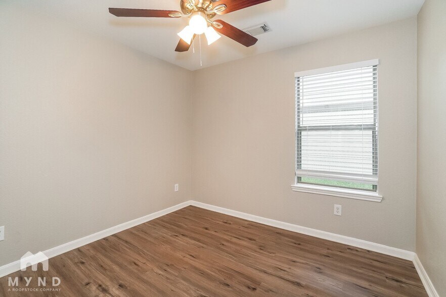 Building Photo - 21307 Shadow River Ln