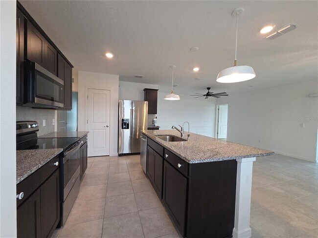 Building Photo - 2130 Bur Oak Blvd