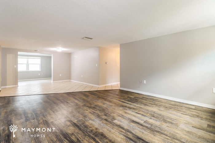 Building Photo - 15634 Sea Pines Dr