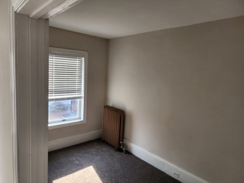 Either large closet to walk in or a nursery - 601 Delaware St