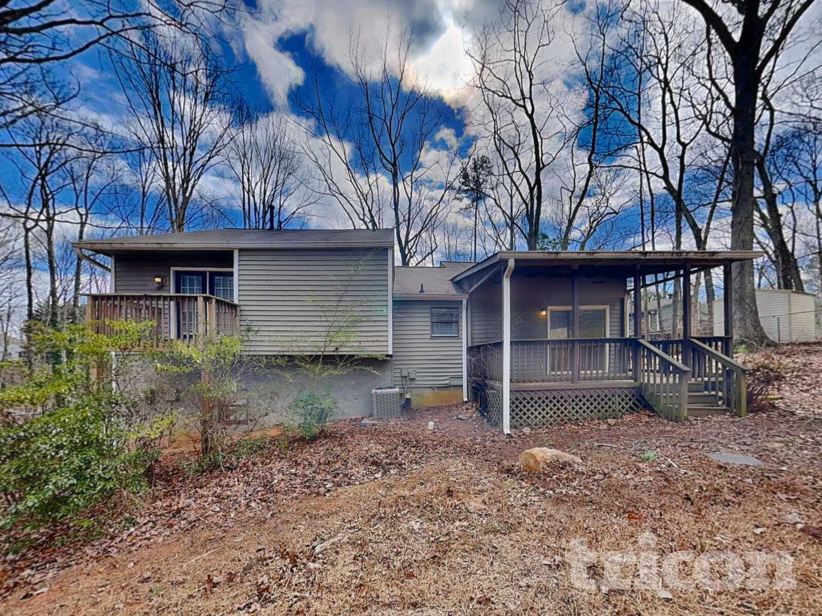 Building Photo - 5577 Mountain Park Way