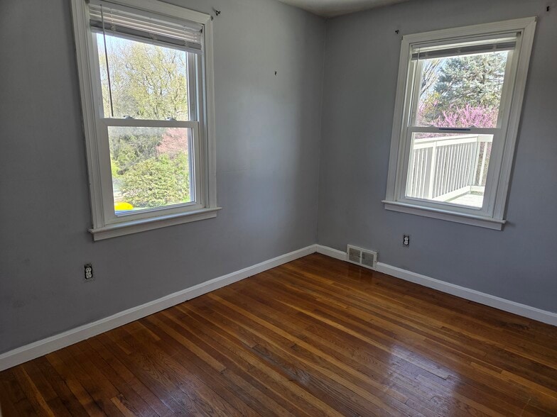 Building Photo - 1857 Chesley Rd