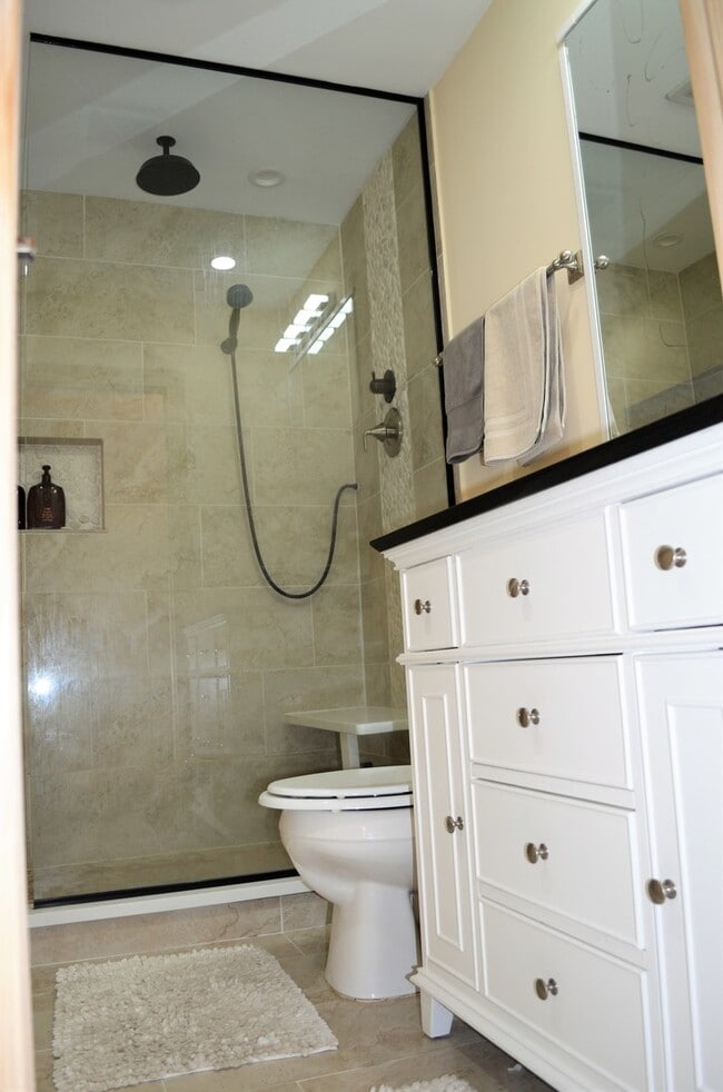 Building Photo - 1285 Wyndham Ln