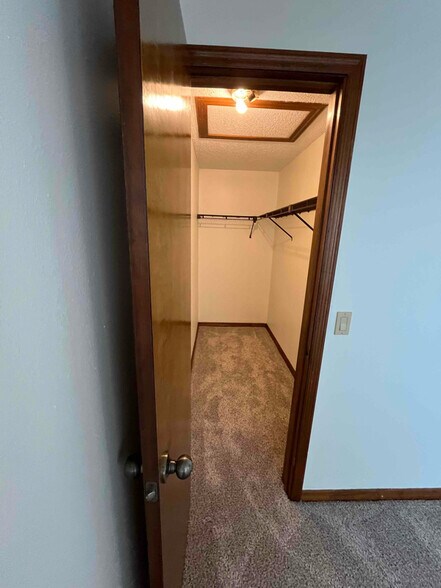 Building Photo - 6732 Beach Blvd