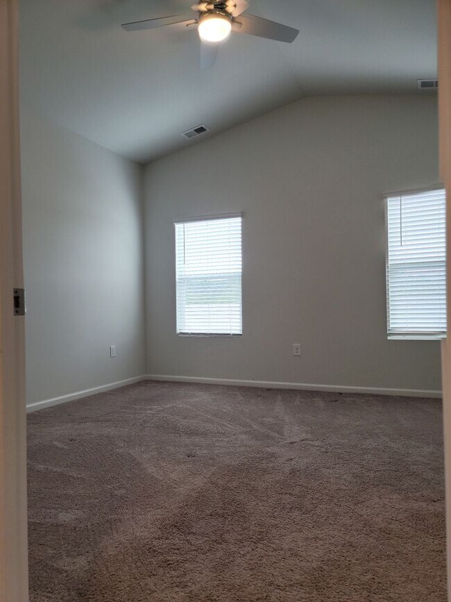 Building Photo - Coastal Point